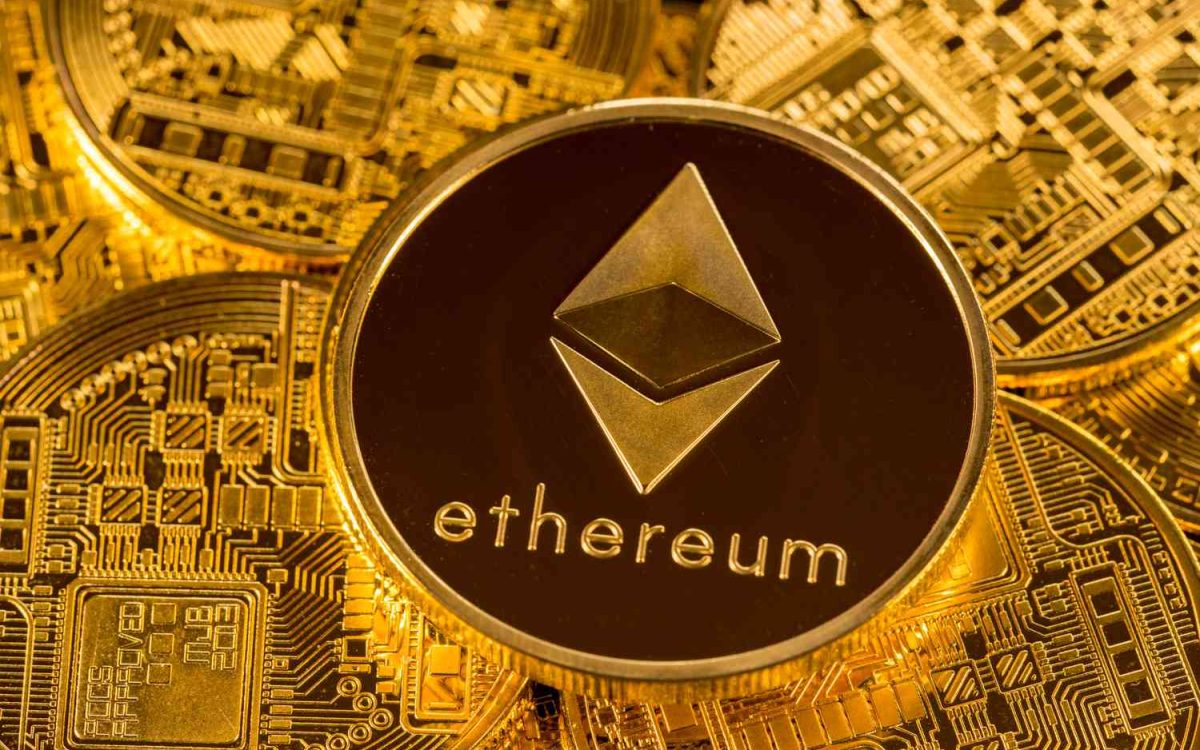هل يمكن لإيثيريوم الحفاظ على زخم الصعود بعد تخطي حاجز 2,500 دولار؟